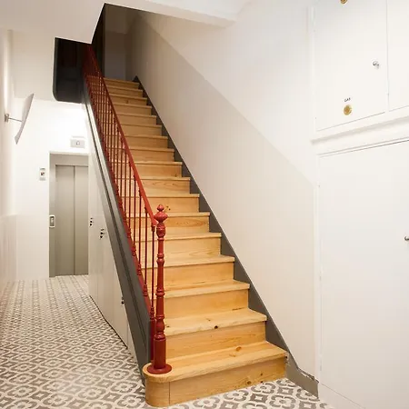 Apartment Center